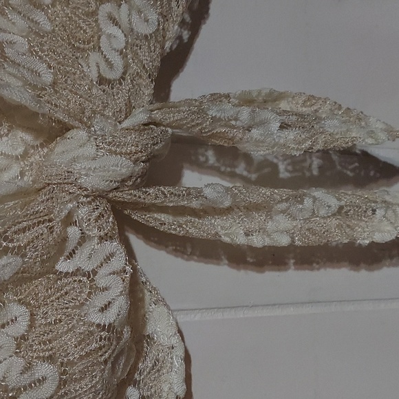 Worthington Shrug Cream Shawl Gold Glittery Sz L - Picture 5 of 7